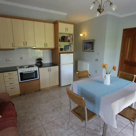 Apartment Tosis Svoronata