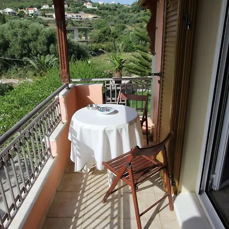 Apartment Tosis Svoronata